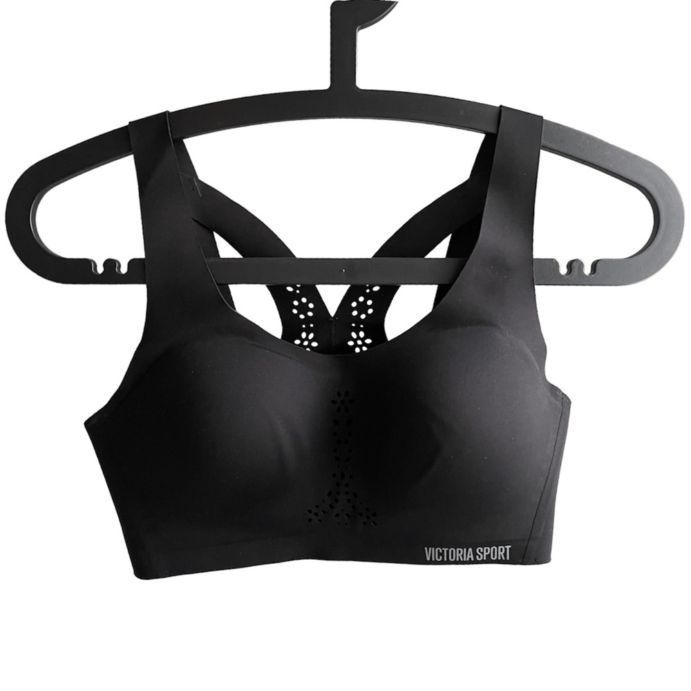 Victoria Sport 32C sports bra, black